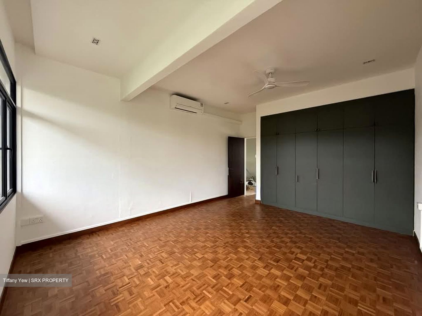 Pasir Ris Beach Park (D18), Detached #562814561